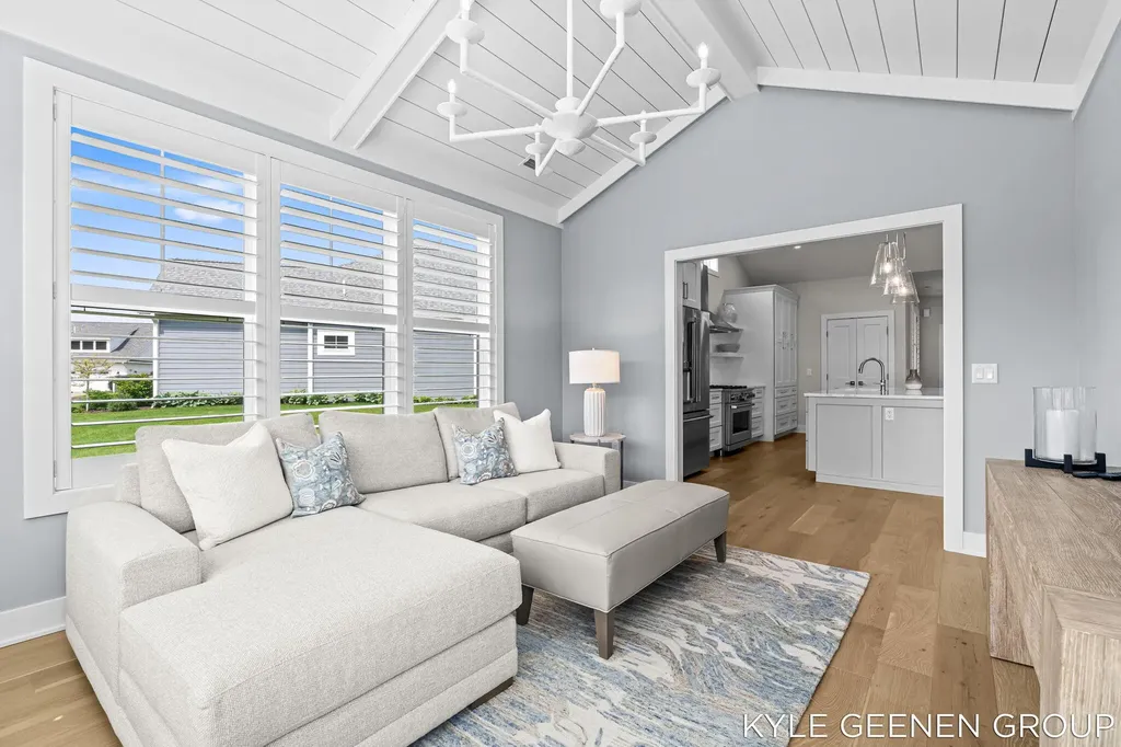 694 Bayshore Drive Park Township MI 49424