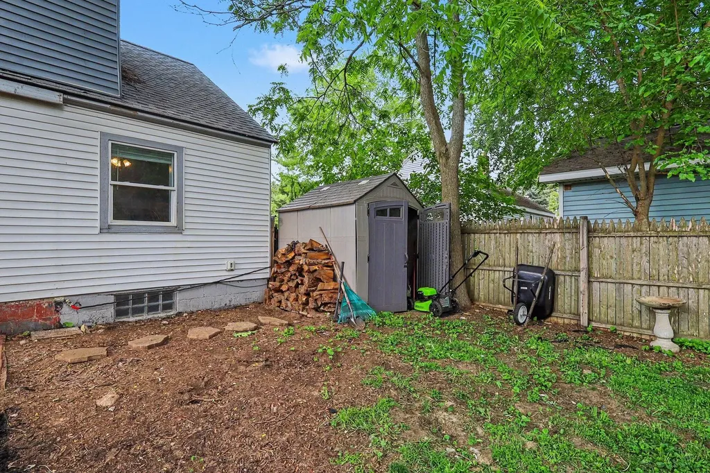 641 Churchill Drive Norton Shores City MI 49441
