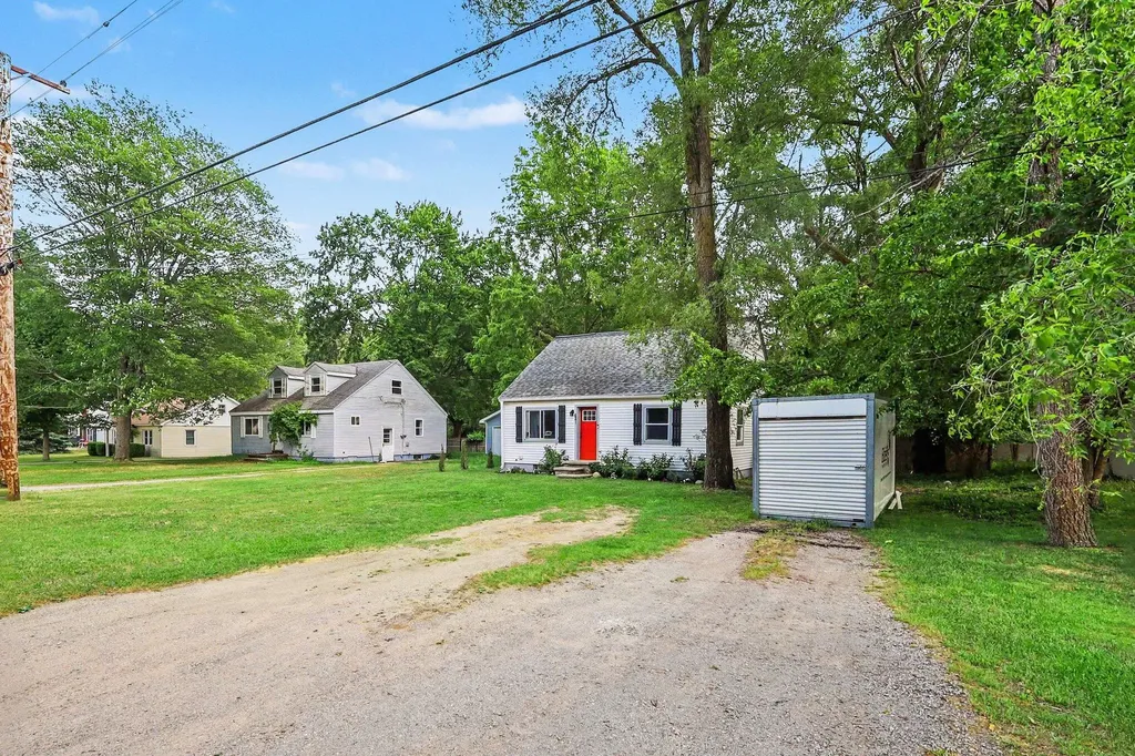 641 Churchill Drive Norton Shores City MI 49441
