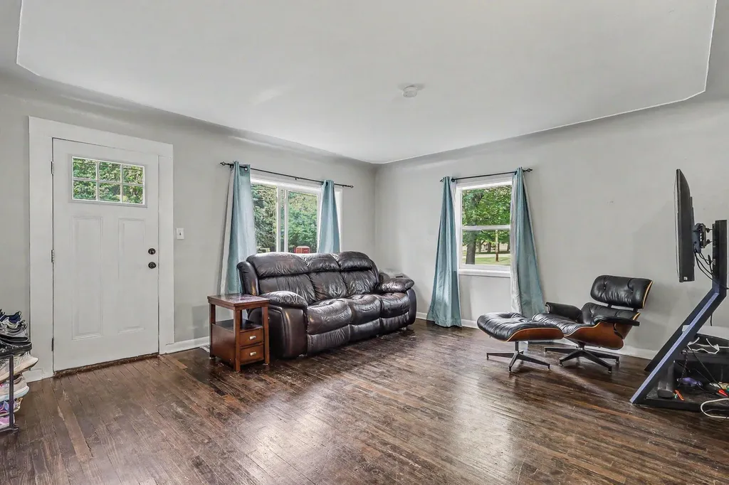 641 Churchill Drive Norton Shores City MI 49441