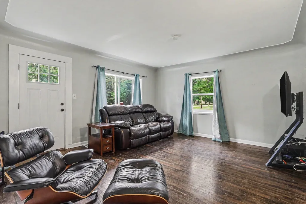 641 Churchill Drive Norton Shores City MI 49441