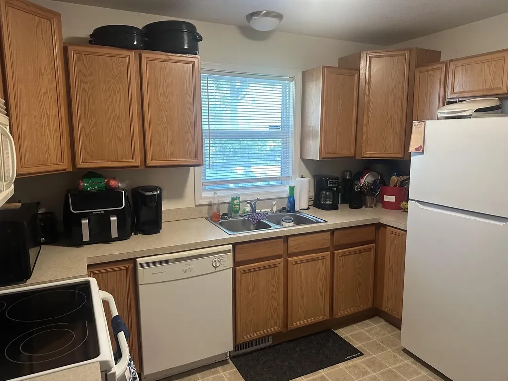 2883 Austin Street Norton Shores City MI 49444