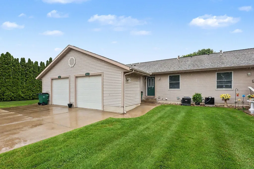1842 Ruddiman Drive North Muskegon City MI 49445