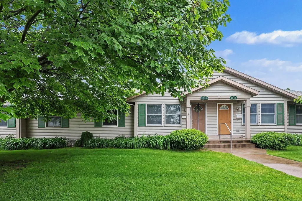 1842 Ruddiman Drive North Muskegon City MI 49445