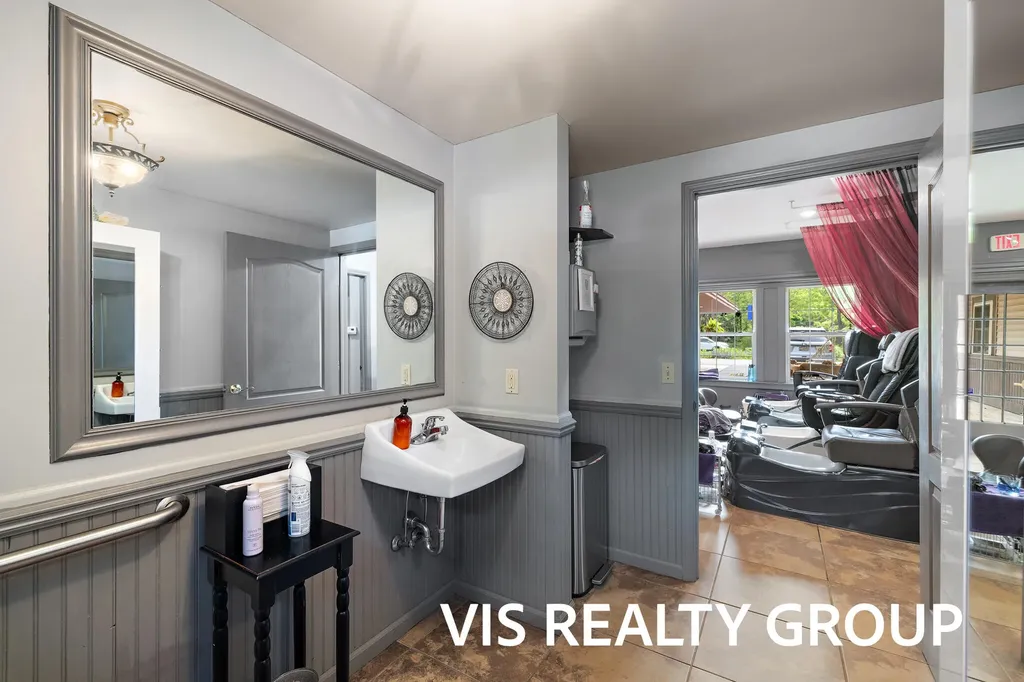 4441 Grand Haven Road Norton Shores City MI 49441