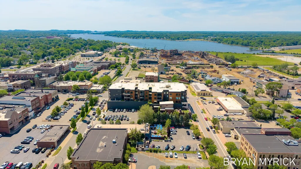 159 S River Avenue Holland City MI 49423