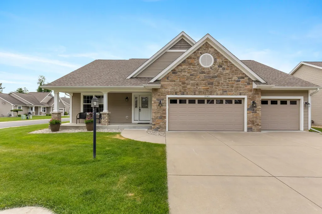 1245 Gulf Breeze Court Portage City MI 49002