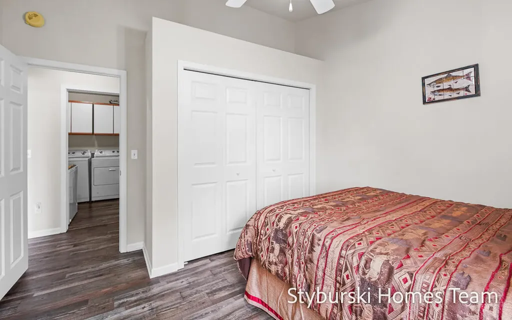 5877 Crosswinds Drive Norton Shores City MI 49444