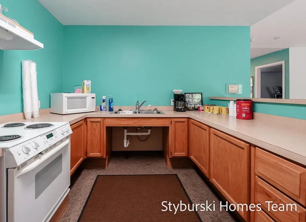 5877 Crosswinds Drive Norton Shores City MI 49444