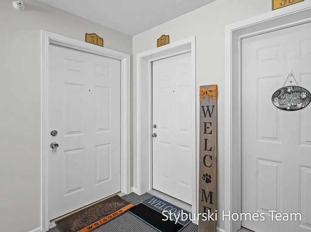 5877 Crosswinds Drive Norton Shores City MI 49444