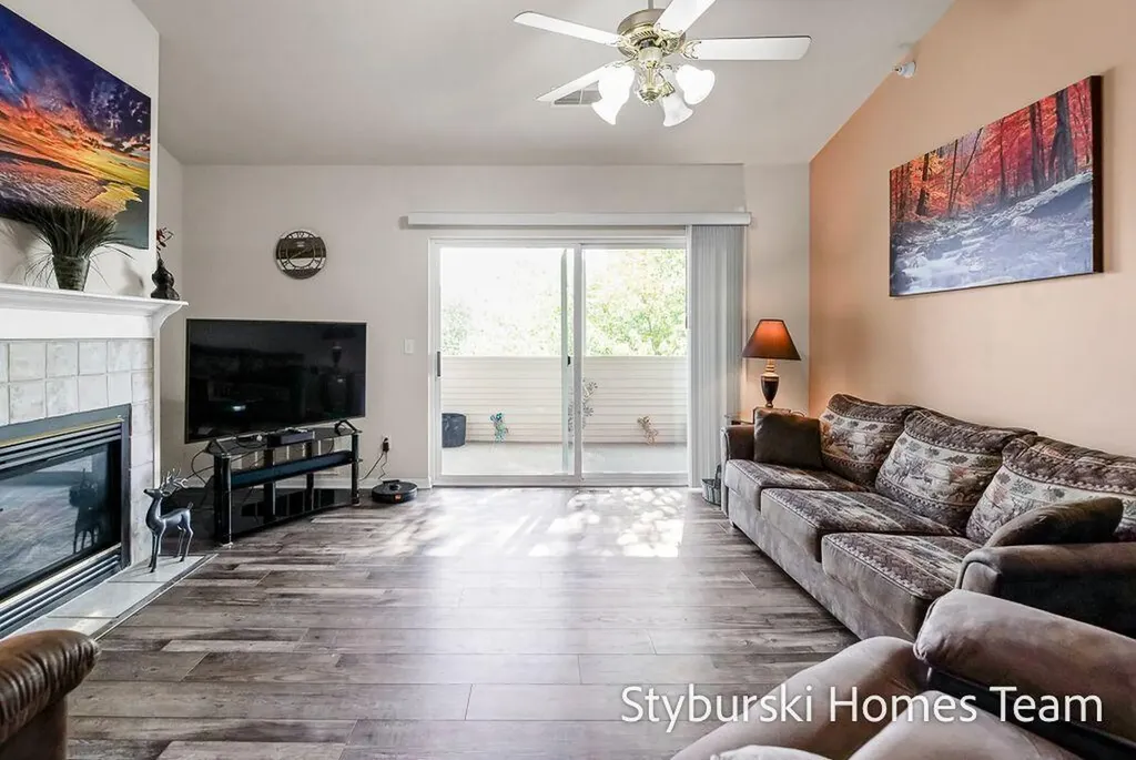 5877 Crosswinds Drive Norton Shores City MI 49444