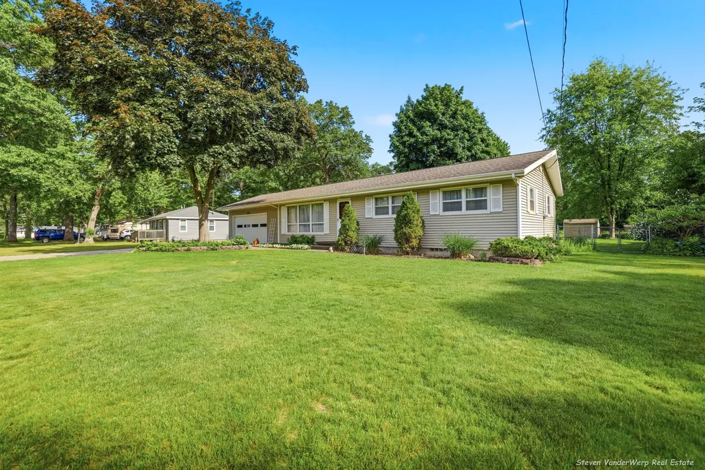 1935 Nielwood Drive Dalton Township MI 49445