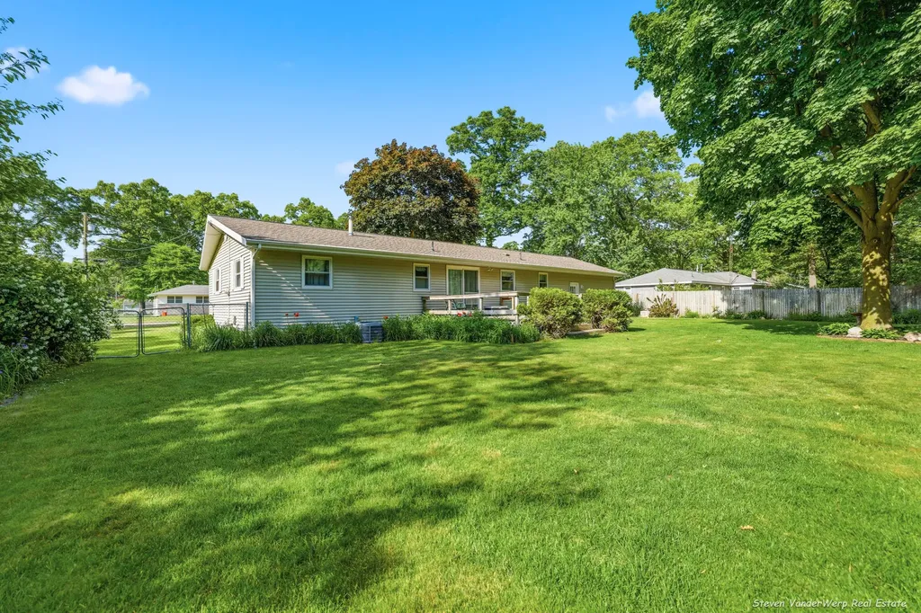 1935 Nielwood Drive Dalton Township MI 49445