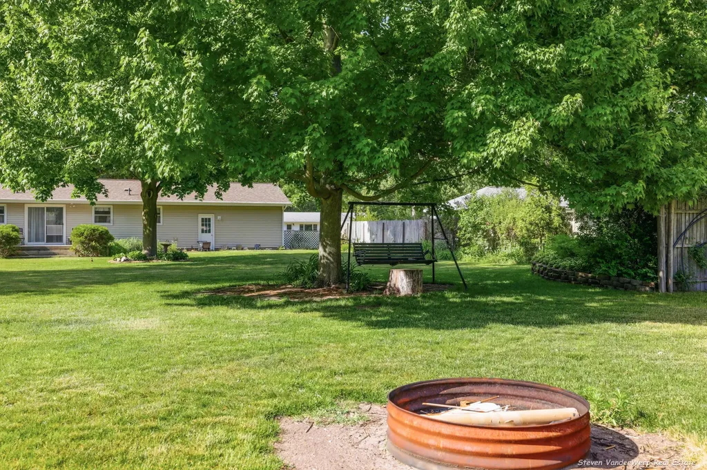 1935 Nielwood Drive Dalton Township MI 49445