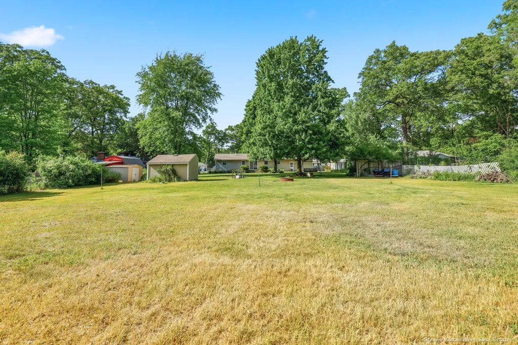 1935 Nielwood Drive Dalton Township MI 49445