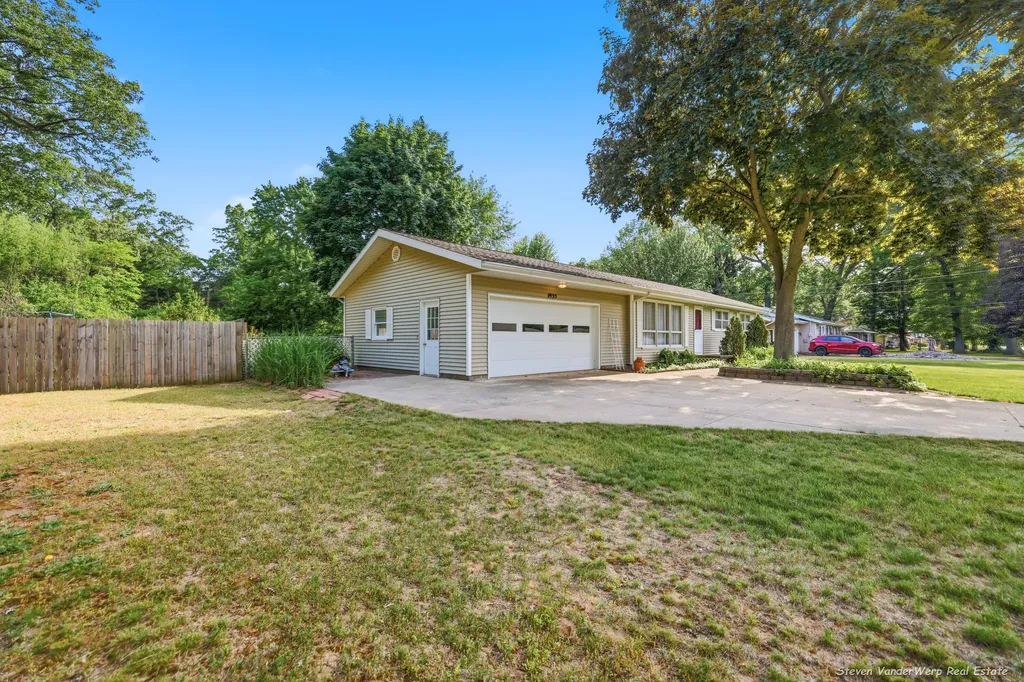 1935 Nielwood Drive Dalton Township MI 49445