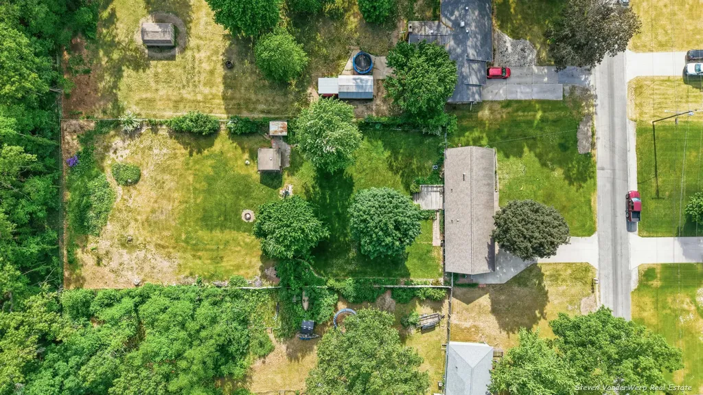 1935 Nielwood Drive Dalton Township MI 49445
