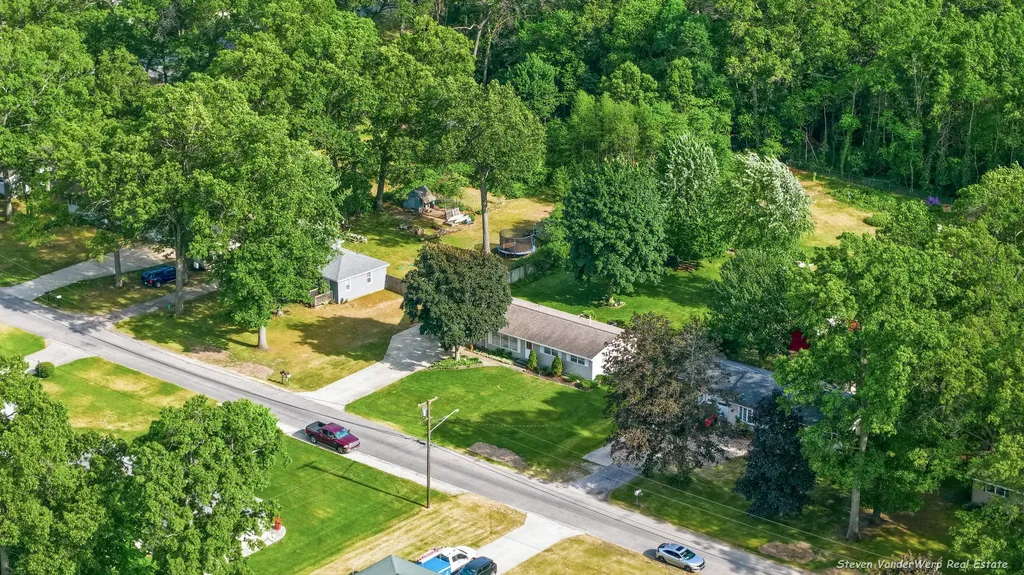 1935 Nielwood Drive Dalton Township MI 49445
