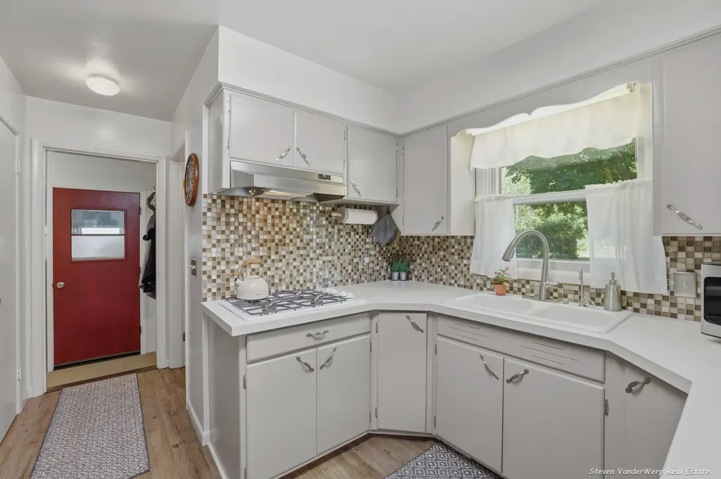 1935 Nielwood Drive Dalton Township MI 49445