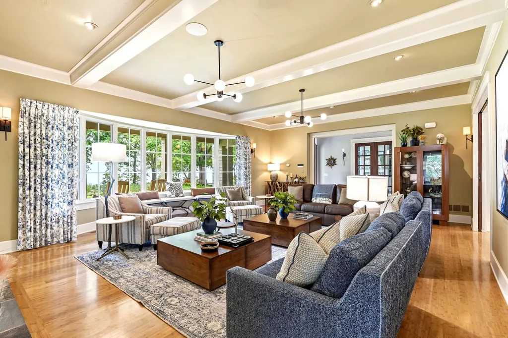 2975 Lakeshore Drive Saugatuck Township MI 49408