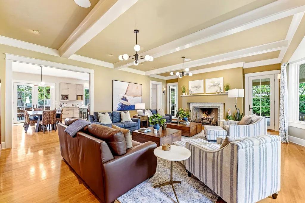 2975 Lakeshore Drive Saugatuck Township MI 49408