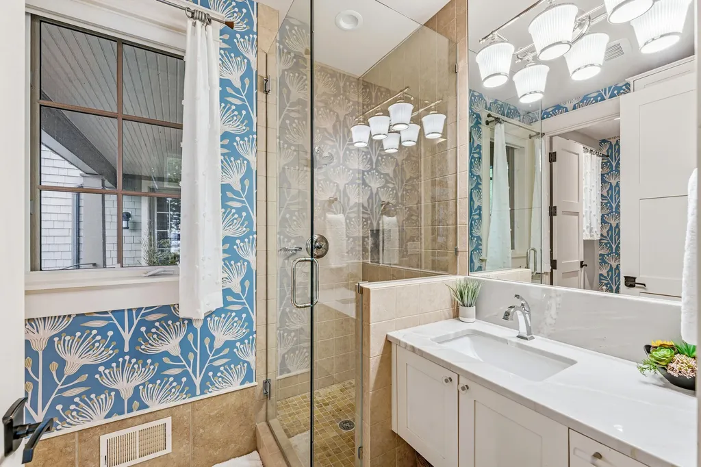 2975 Lakeshore Drive Saugatuck Township MI 49408
