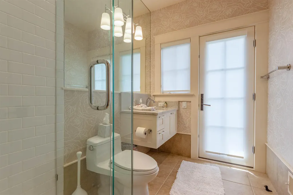 2975 Lakeshore Drive Saugatuck Township MI 49408