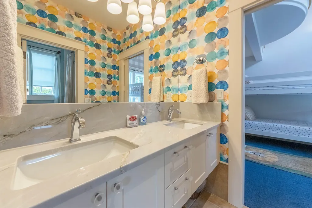 2975 Lakeshore Drive Saugatuck Township MI 49408