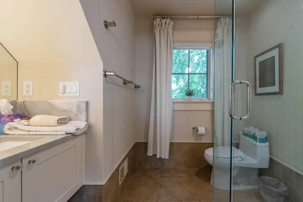 2975 Lakeshore Drive Saugatuck Township MI 49408