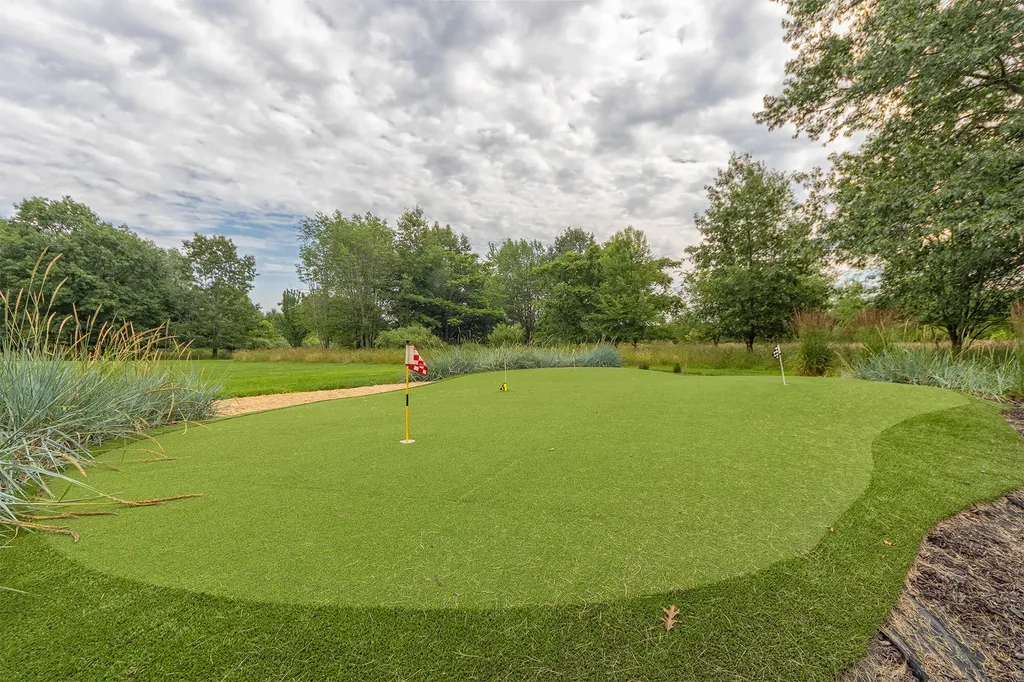 2975 Lakeshore Drive Saugatuck Township MI 49408