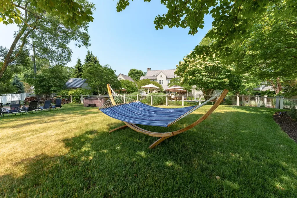 2975 Lakeshore Drive Saugatuck Township MI 49408