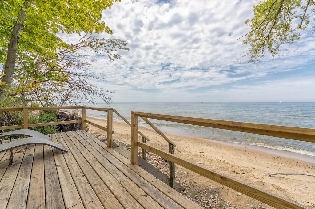 2975 Lakeshore Drive Saugatuck Township MI 49408