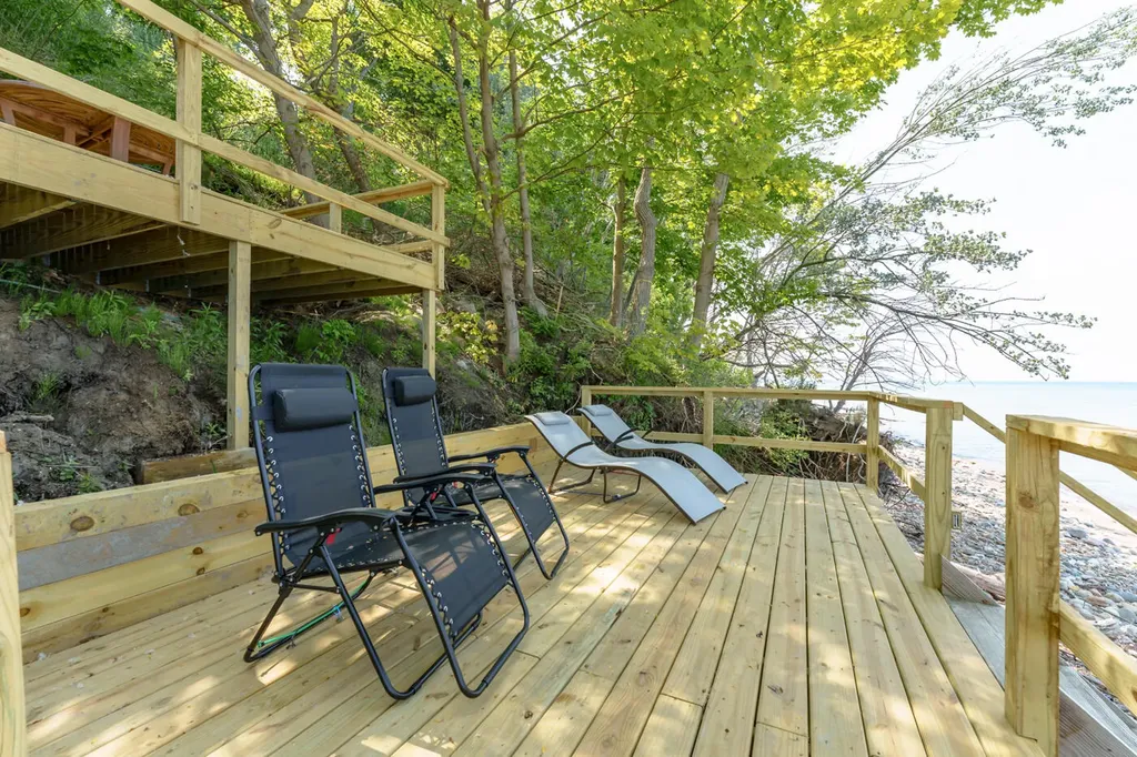 2975 Lakeshore Drive Saugatuck Township MI 49408