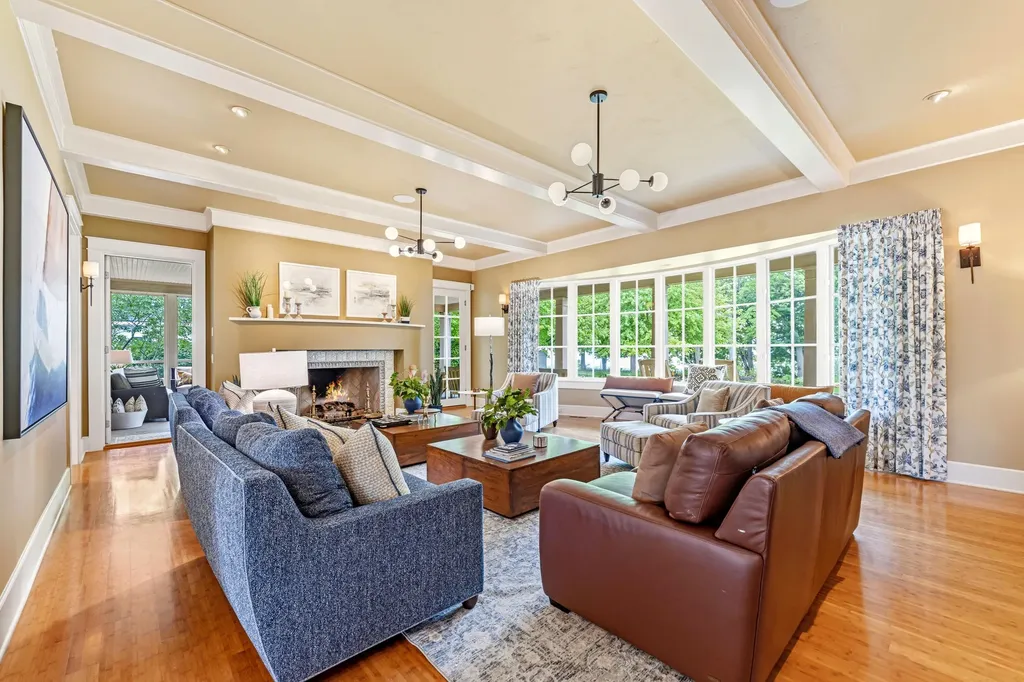 2975 Lakeshore Drive Saugatuck Township MI 49408