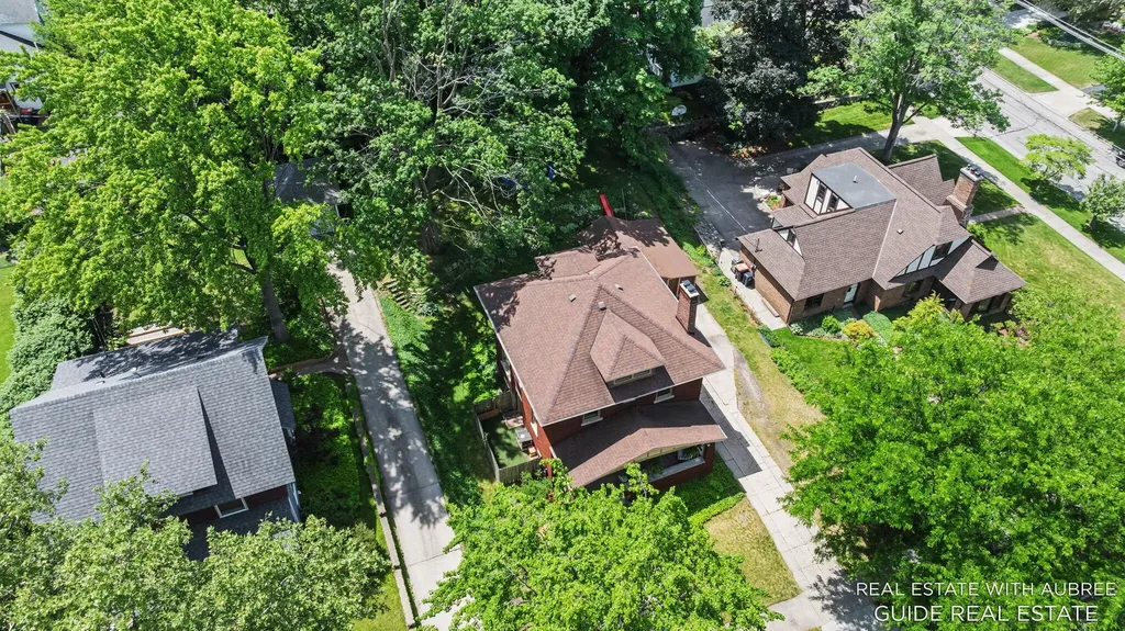 16 E 23rd Street Holland City MI 49423