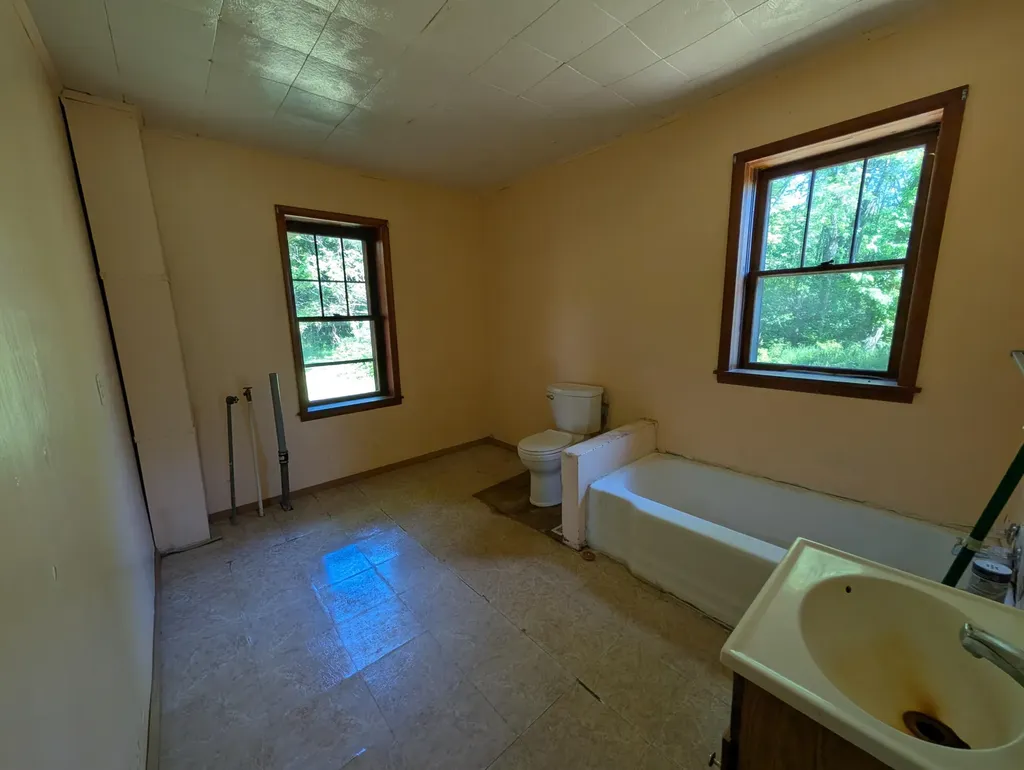3909 Cloverville Road Sullivan Township MI 49415