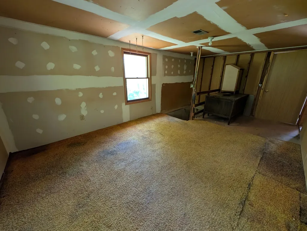 3909 Cloverville Road Sullivan Township MI 49415