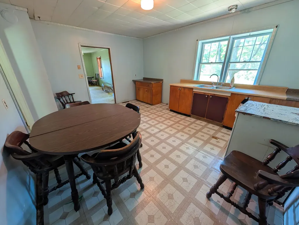 3909 Cloverville Road Sullivan Township MI 49415