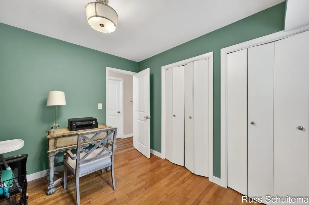18270 N Fruitport Road Spring Lake Township MI 49456