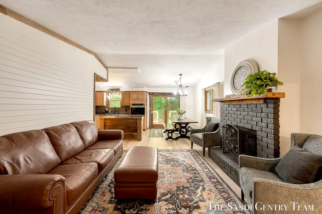16393 Taft Street Spring Lake Township MI 49456