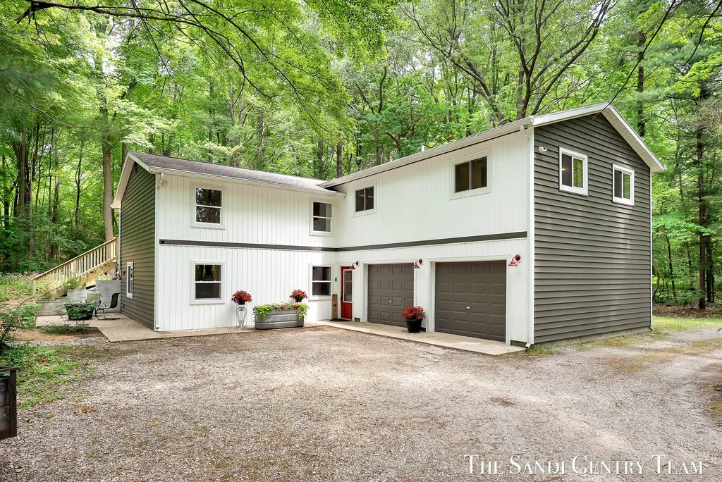 16393 Taft Street Spring Lake Township MI 49456