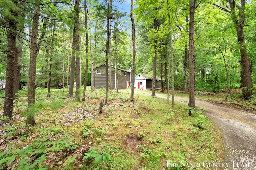 16393 Taft Street Spring Lake Township MI 49456