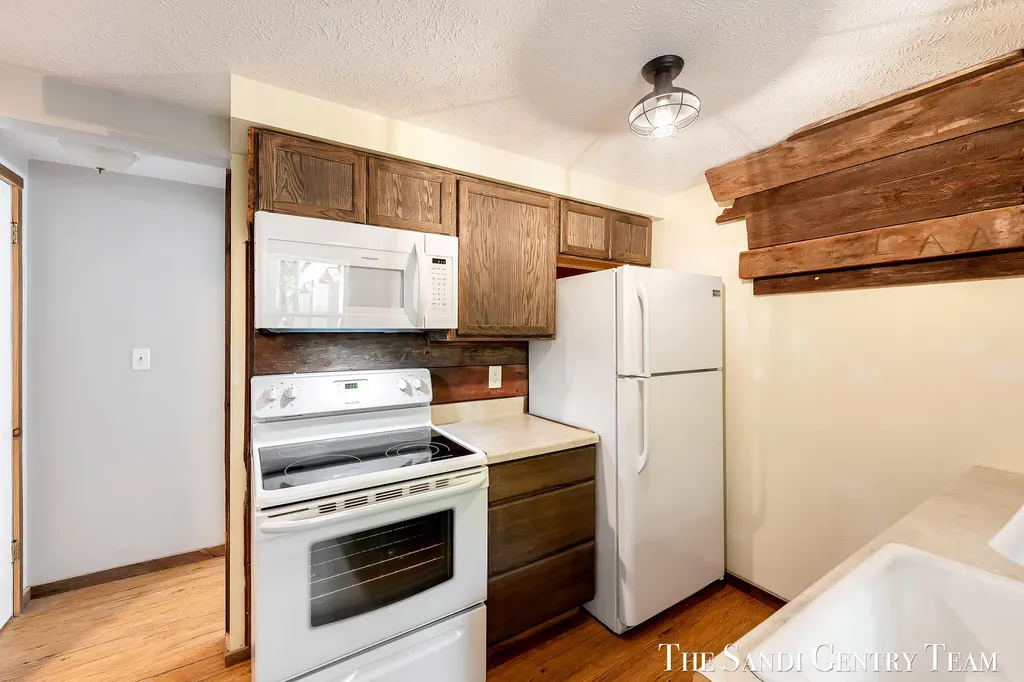 16393 Taft Street Spring Lake Township MI 49456