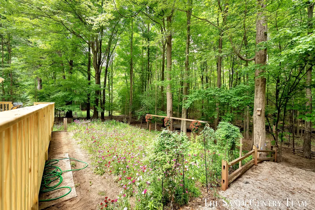 16393 Taft Street Spring Lake Township MI 49456