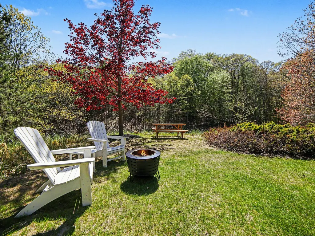 19168 Hoffmaster Drive Spring Lake Township MI 49456