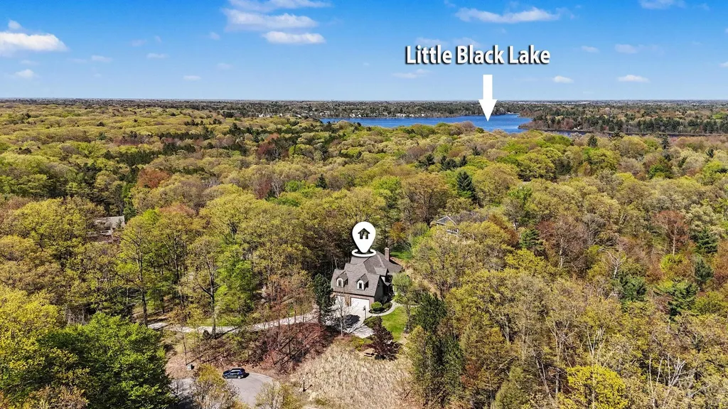 19168 Hoffmaster Drive Spring Lake Township MI 49456