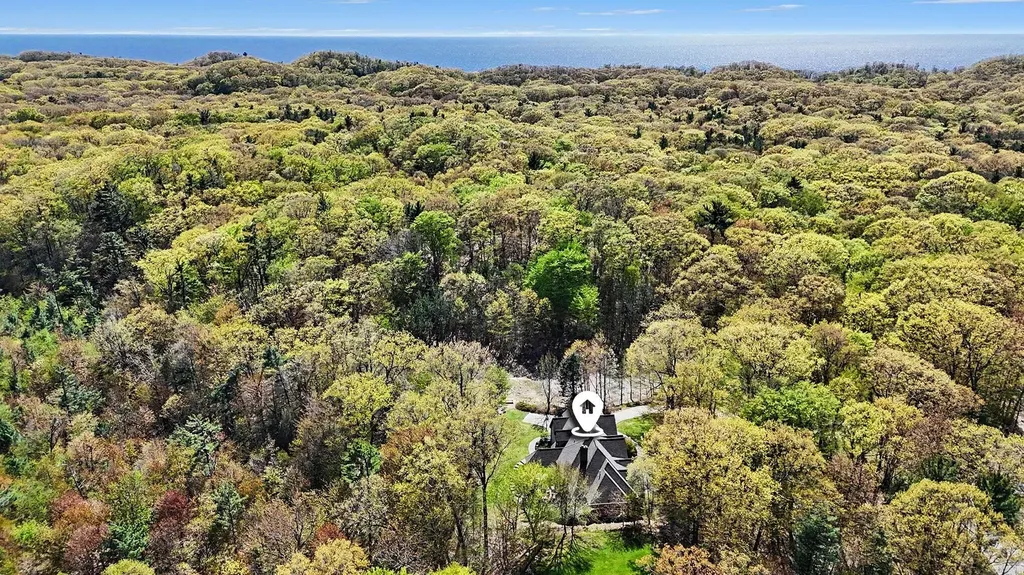 19168 Hoffmaster Drive Spring Lake Township MI 49456
