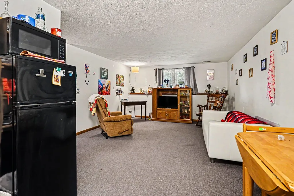297 Harvest Lane Holland City MI 49423