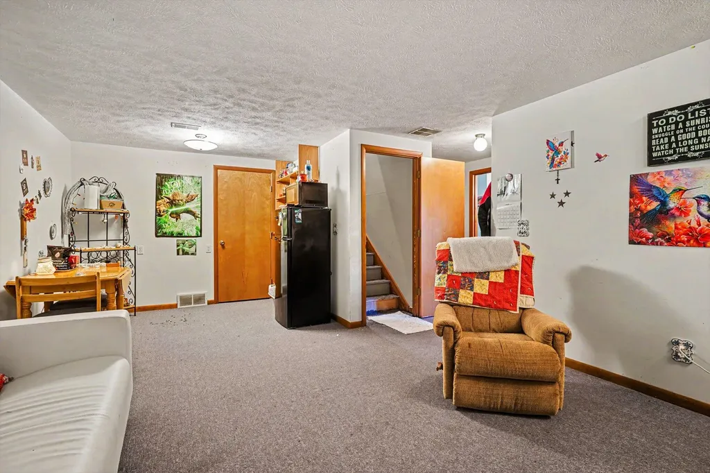297 Harvest Lane Holland City MI 49423