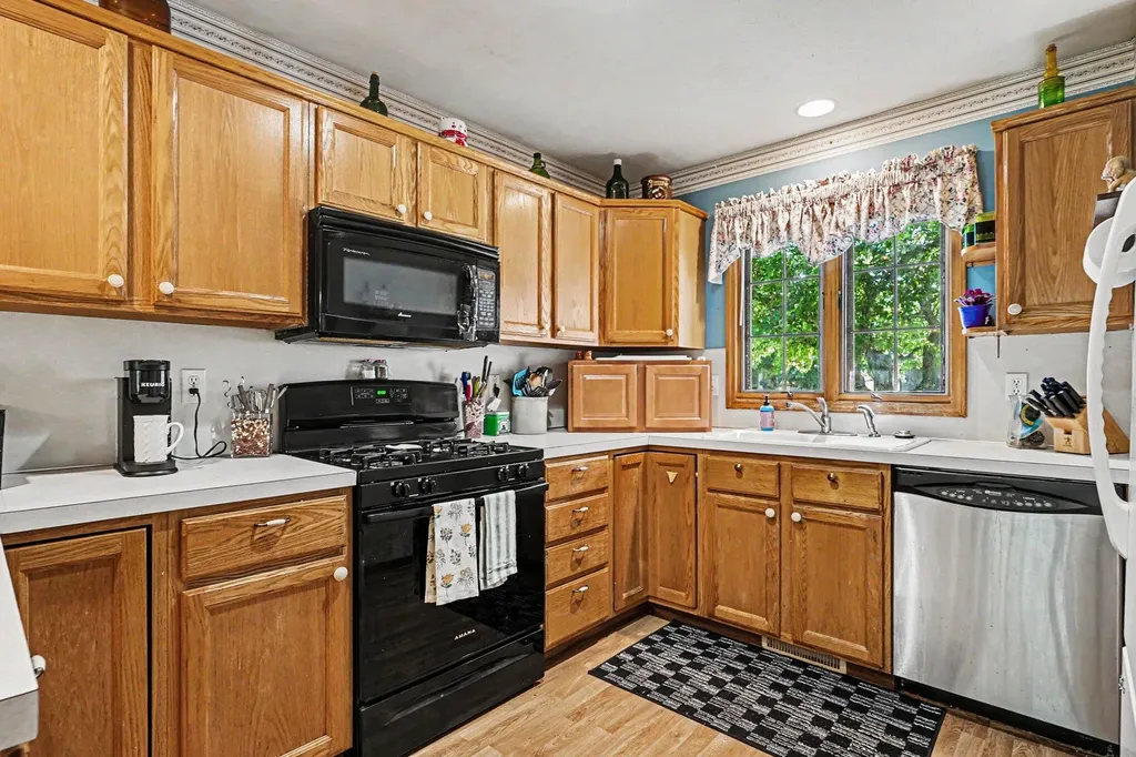 297 Harvest Lane Holland City MI 49423